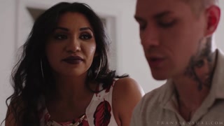 Смотри Face Sitting Stepmom Makes Stepson Cum на GEEZ.TUBE - лучшие видео