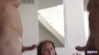 GILF Gets Gagged and Fucked - бесплатное порно на GEEZ.TUBE