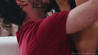 Смотри Cum on Tits: Reagan Foxx and Lucas Frost's Dirty Scene на GEEZ.TUBE - лучшие видео