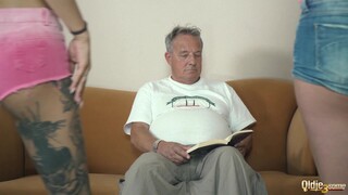 Big Tits and Ball Licking - бесплатное порно на GEEZ.TUBE