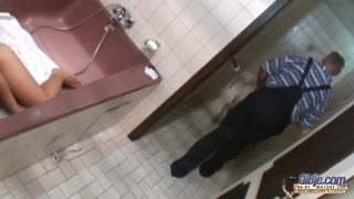 Silvie the Maid Takes It Deep as Cleaning Slave - бесплатное порно на GEEZ.TUBE