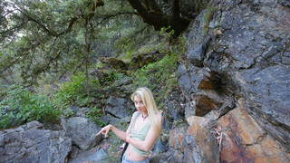 Hiking with My Stepdad's Dirty Intentions - бесплатное порно на GEEZ.TUBE