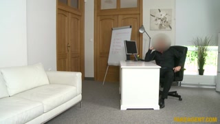Blonde Girl with Natural Tits Gets Fucked - бесплатное порно на GEEZ.TUBE