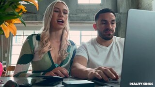 Peter Green Fucks Kay Lovely's Pierced Tits - бесплатное порно на GEEZ.TUBE