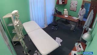 Georgio Black Fucks Patient in Medical Office - бесплатное порно на GEEZ.TUBE