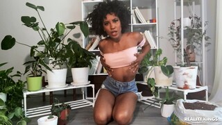 Amateur Demi's Wet and Wild Ride - бесплатное порно на GEEZ.TUBE