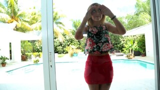 Deep Throat Blowjob by Kelly Greene Ends with a Massive Facial - бесплатное порно на GEEZ.TUBE