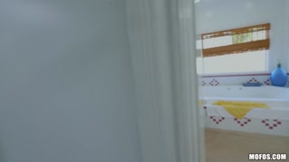  POV with Lena Paul's Big Tits - бесплатное порно на GEEZ.TUBE