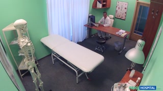 Смотри Medical Fucking with Russian Girl in Doctor Uniform на GEEZ.TUBE - лучшие видео