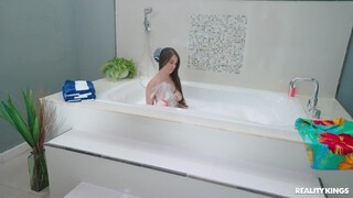 Shaved Pussy, Big Tits - You Down? - бесплатное порно на GEEZ.TUBE