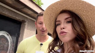 Prague Adventure - Eden Ivy Sucks & Fucks in High Heels - бесплатное порно на GEEZ.TUBE
