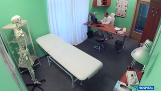 Смотри Standing Doggystyle in Medical Office на GEEZ.TUBE - лучшие видео