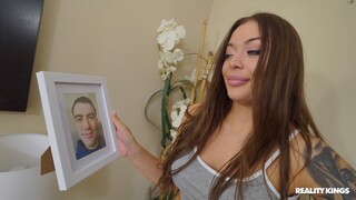 Смотри Jordi El Niño Polla's Stepsister Misha Maver Cumshot на GEEZ.TUBE - лучшие видео
