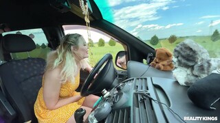 Creamy Van Ride - бесплатное порно на GEEZ.TUBE