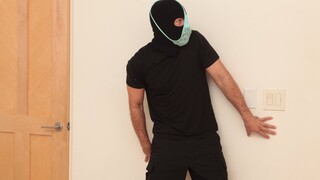 Robber Takes My Girlfriend in Doggy Style - бесплатное порно на GEEZ.TUBE