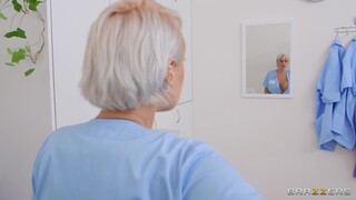 Medical Glory Hole: Nurse Gets Anal and Facial - бесплатное порно на GEEZ.TUBE