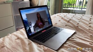 Gianna and Whitney's Skirt Lifted and Fucked - бесплатное порно на GEEZ.TUBE