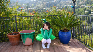 Green Petite Leprechaun Cutie - бесплатное порно на GEEZ.TUBE
