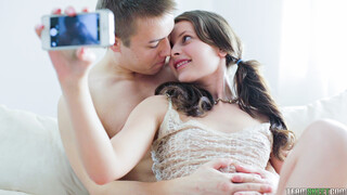 Young Zoi Moans as Nikolas Pounds Her Hard – European Desire - бесплатное порно на GEEZ.TUBE