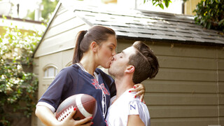 Lucas Frost dominates Alina Lopez in sweaty sports sex - бесплатное порно на GEEZ.TUBE