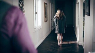 Stepdad Can’t Resist Teen Daughter After Catching Her Stripping - бесплатное порно на GEEZ.TUBE