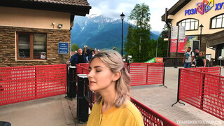 Steamy Gondola Lift Creampie - Eva Elfie - бесплатное порно на GEEZ.TUBE