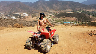 Luna Star’s big tits bounce while she rides - бесплатное порно на GEEZ.TUBE