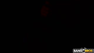Big Tits Blake Gets Pounded Missionary Before the Ring - бесплатное порно на GEEZ.TUBE