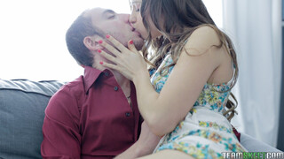 Euro Young Threesome - Latoya, Kamil, Magda Fucking Hard - бесплатное порно на GEEZ.TUBE