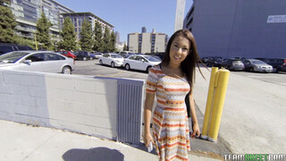 Hot Latina Teen Picked Up & Pounded for Cash - бесплатное порно на GEEZ.TUBE