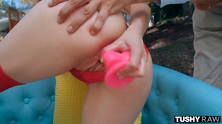 Sahara Skye Wearing Red Takes Huge Facial After Hardcore Ride - бесплатное порно на GEEZ.TUBE