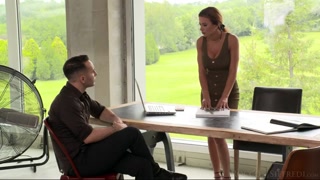 Shalina Devine - Slutty Office Secretary Gets Pounded - бесплатное порно на GEEZ.TUBE