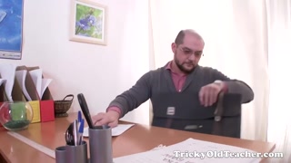 Blonde Karolin seduced by older teacher in POV fuck - бесплатное порно на GEEZ.TUBE