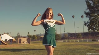 Nicole Clitman Cheerleader Gets Creampied - бесплатное порно на GEEZ.TUBE