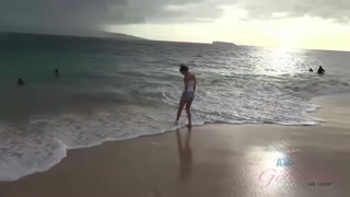 Amateur Beach Sex with Athena Faris in Hawaii - бесплатное порно на GEEZ.TUBE