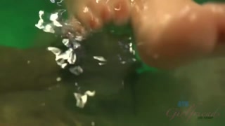 Amara Romani Girlfriend Experience - Shower Pissing POV - бесплатное порно на GEEZ.TUBE