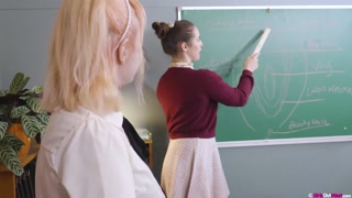 Banging the Teacher - Caset’s Wild School Fantasy - бесплатное порно на GEEZ.TUBE