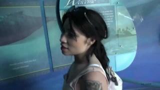 Exhibitionist Rina Ellis Nude Beach & Aquarium - бесплатное порно на GEEZ.TUBE