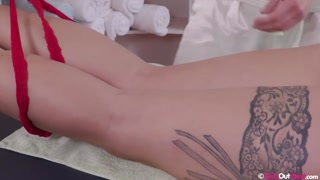Stella & Alicia - Hairy & Tattooed Lesbian Action - бесплатное порно на GEEZ.TUBE