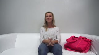 Смотри Hot Czech Blonde Lenka in Racy Casting на GEEZ.TUBE - лучшие видео