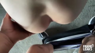 Blonde Teen Kenzie Reeves Pumps POV Handjob - бесплатное порно на GEEZ.TUBE