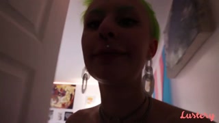 Смотри Queer Art School Sweethearts Verve & Moxy Share Messy Oral in Video Diary на GEEZ.TUBE - лучшие видео