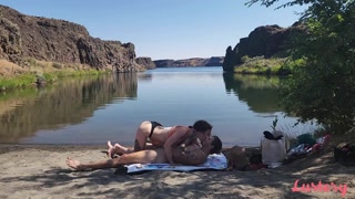 Rey and Storm: Mermaid in the USA – Outdoor Doggystyle Vacation - бесплатное порно на GEEZ.TUBE