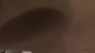 Megan Winters Smoking & Pissing in Steamy Shower - бесплатное порно на GEEZ.TUBE