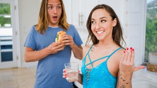 Horny Stepmom Works Out and Needs a Creampie - бесплатное порно на GEEZ.TUBE