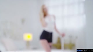 POV Fuck with a Blonde MILF & Stockings - бесплатное порно на GEEZ.TUBE