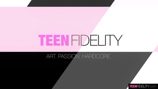 Ryan Madison fucks teen Maria Kazi's tight ass - бесплатное порно на GEEZ.TUBE
