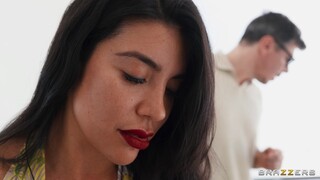 Facial for Married Woman - бесплатное порно на GEEZ.TUBE