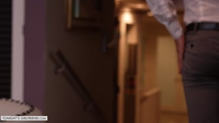 Stocking-Clad Asian Pornstar Gives BJ and Gets Fucked in Hotel - бесплатное порно на GEEZ.TUBE