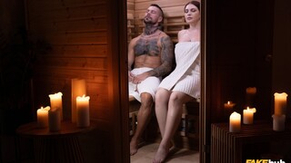 Redhead's Sauna Seduction - бесплатное порно на GEEZ.TUBE